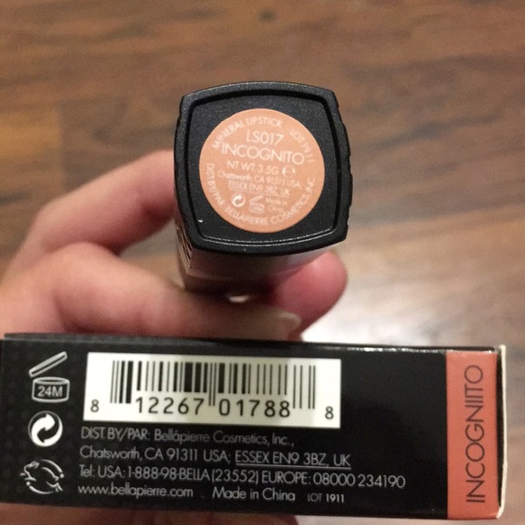 NIB bellapierre Matte Lipstick in Incognito - Picture 2 of 3